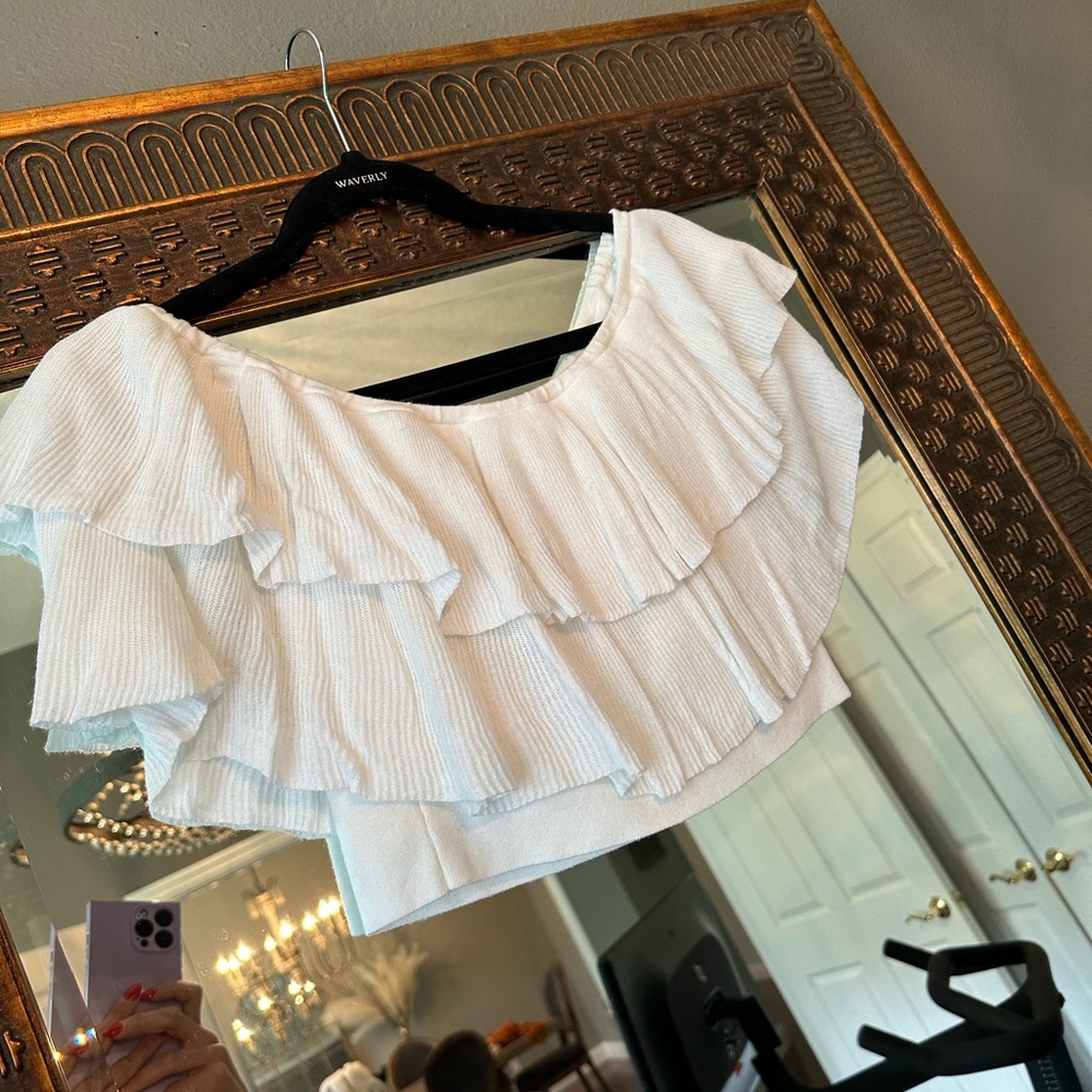 Leith Cropped Ruffle Top - Picture 3 of 3